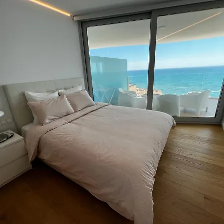 The Wave Collection Sea View 2 Bedrooms Málaga