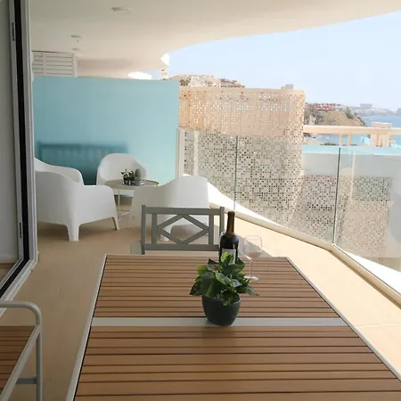 The Wave Collection Sea View 2 Bedrooms Appartamento *