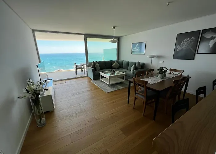 The Wave Collection Sea View 2 Bedrooms Málaga