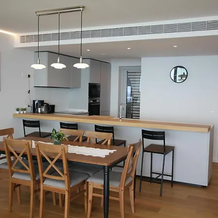 The Wave Collection Sea View 2 Bedrooms * Malaga